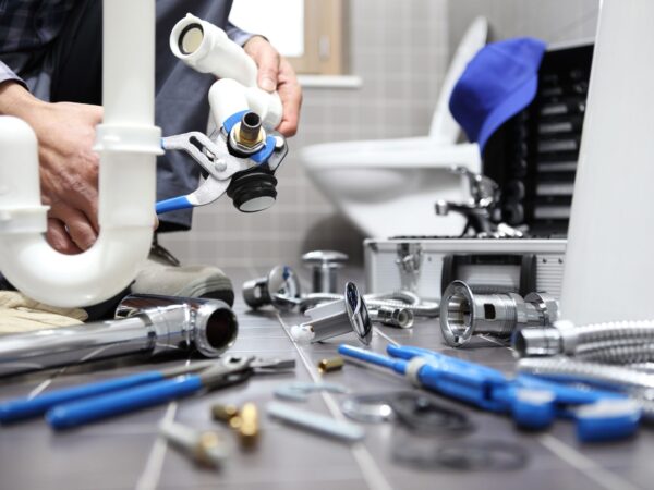 plumbers-in-dubai